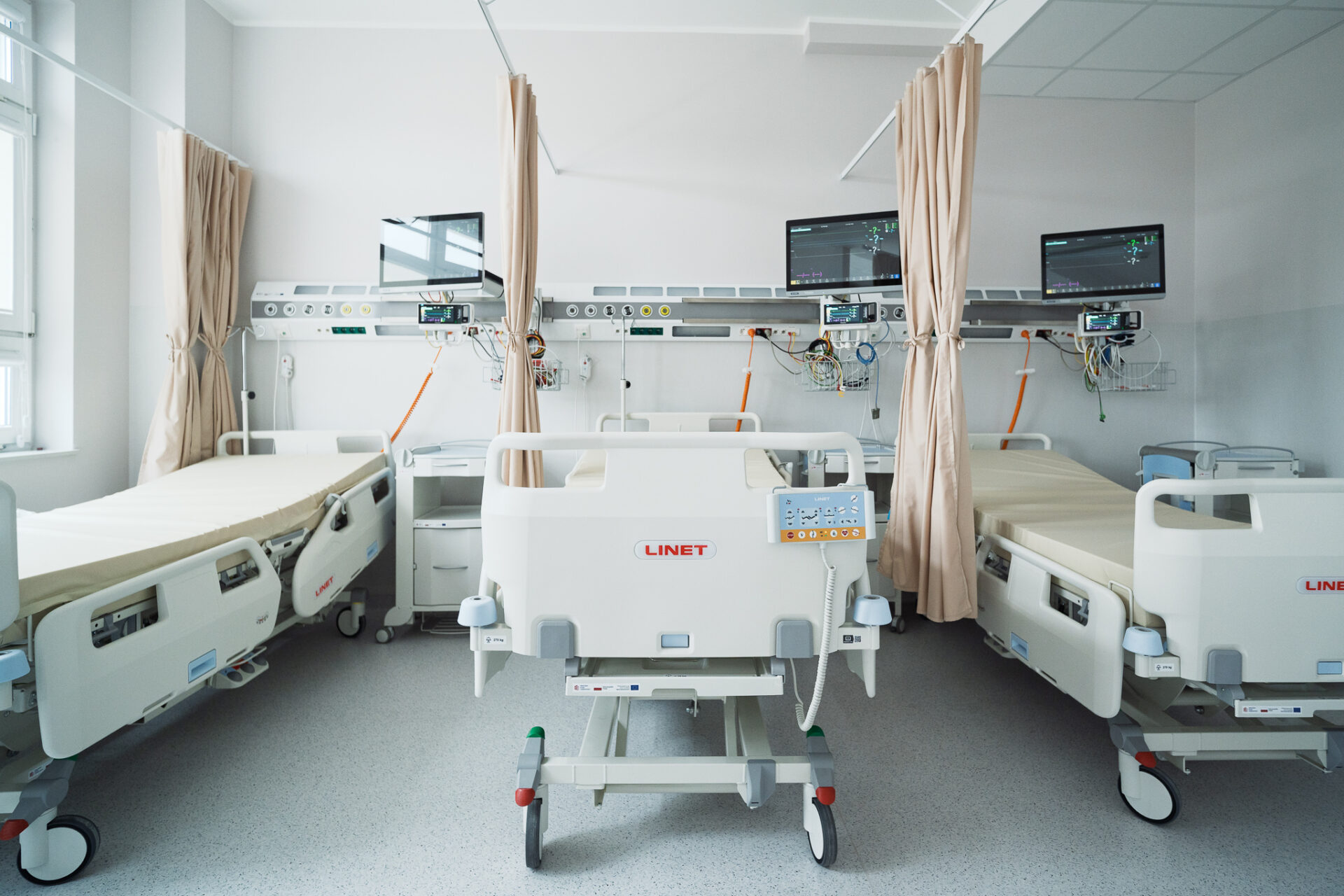 Nowoczesna kardiologia w Gdyni. Więcej łóżek i lepszy sprzęt dla pacjentów